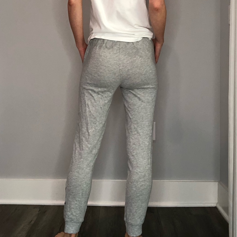 Calvin Klein classic grey sweatpants - Picture 5 of 8